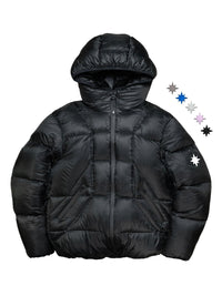 Doudoune Finesse Alive Puffer Jacket noire présentée sur fond blanc